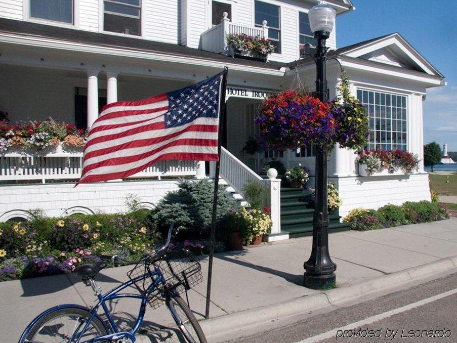 Hotel Iroquois Mackinac Island Exterior photo
